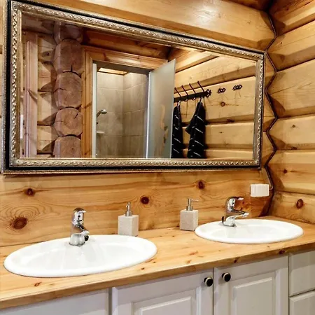 Cozy Family With Stunning Location On Golsfjellet