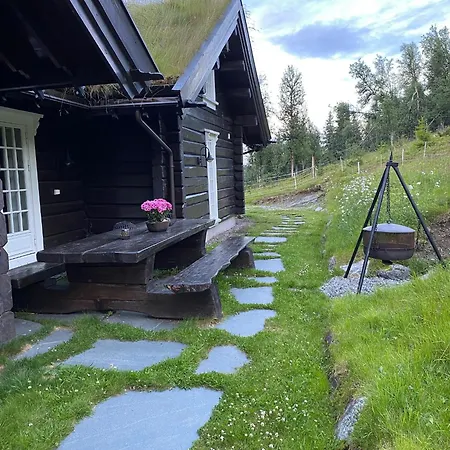 Cozy Family With Stunning Location On