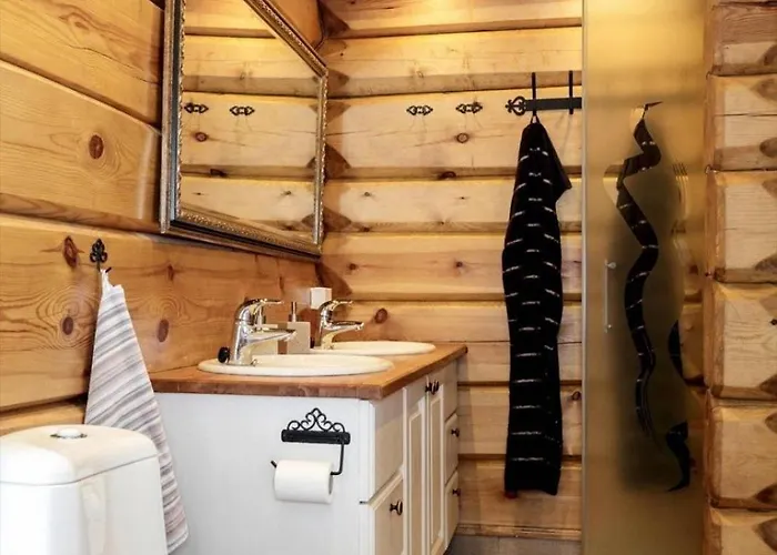 Ferienhaus Cozy Family With Stunning Location On