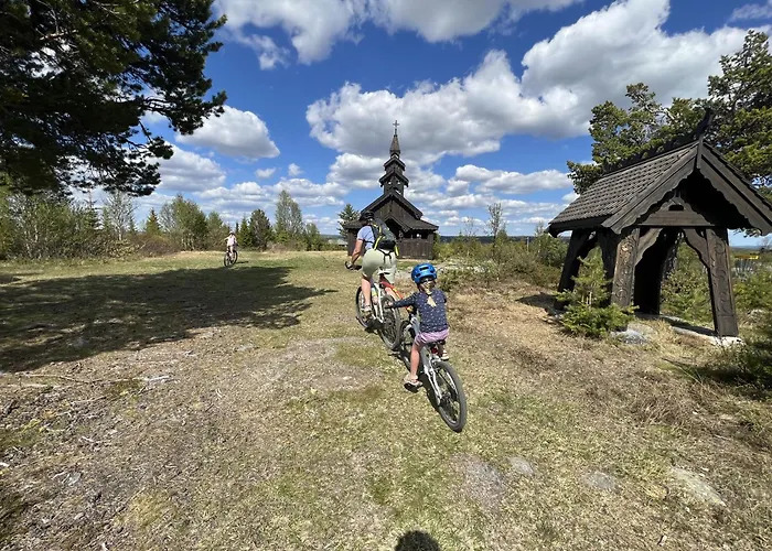 Cozy Family With Stunning Location On *