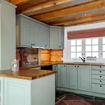 Cozy Family With Stunning Location On Feriehus