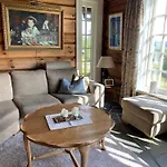 Feriehus Cozy Family With Stunning Location On